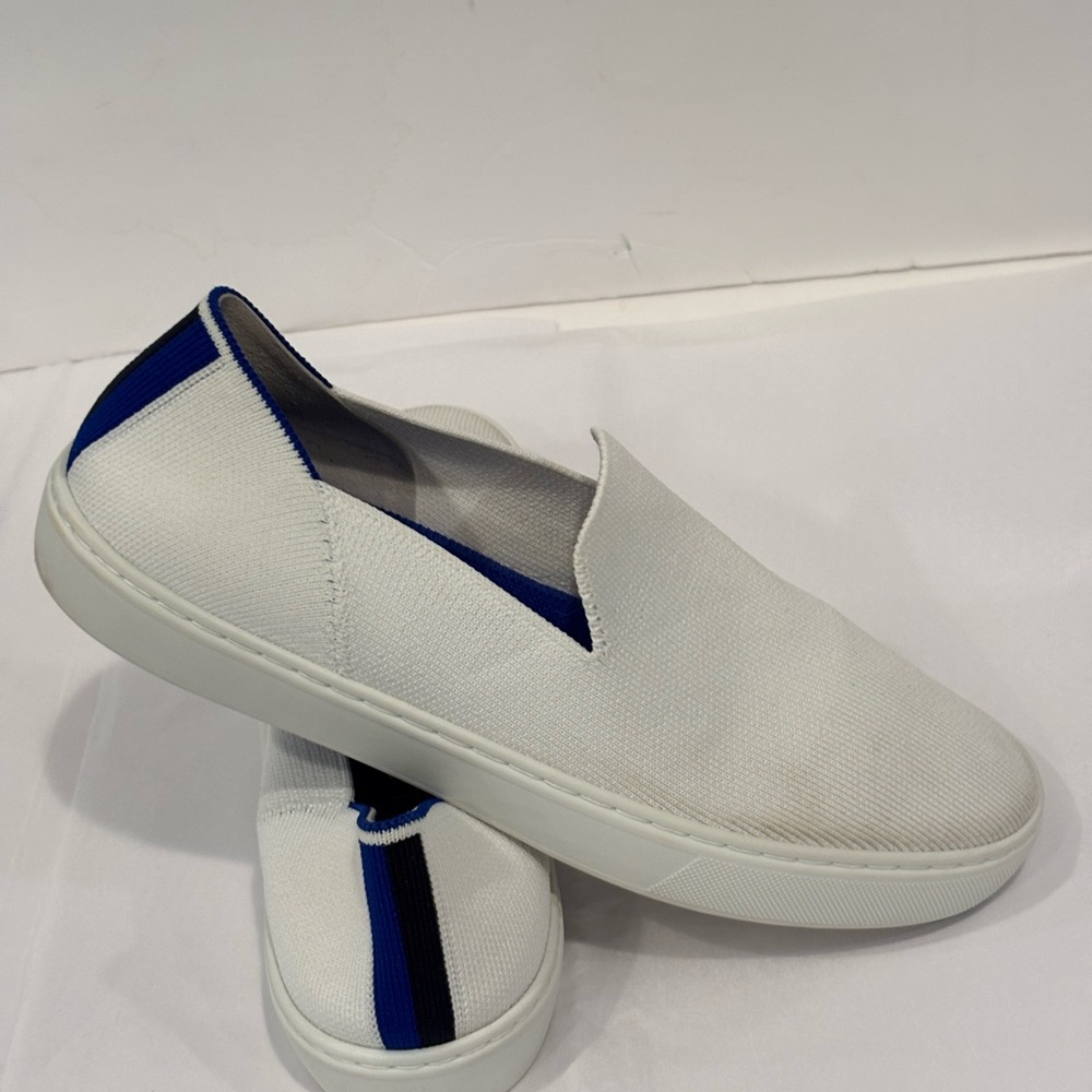 Rothy's The Original Slip On Sneaker in White, size 8.5 - Picture 3 of 7